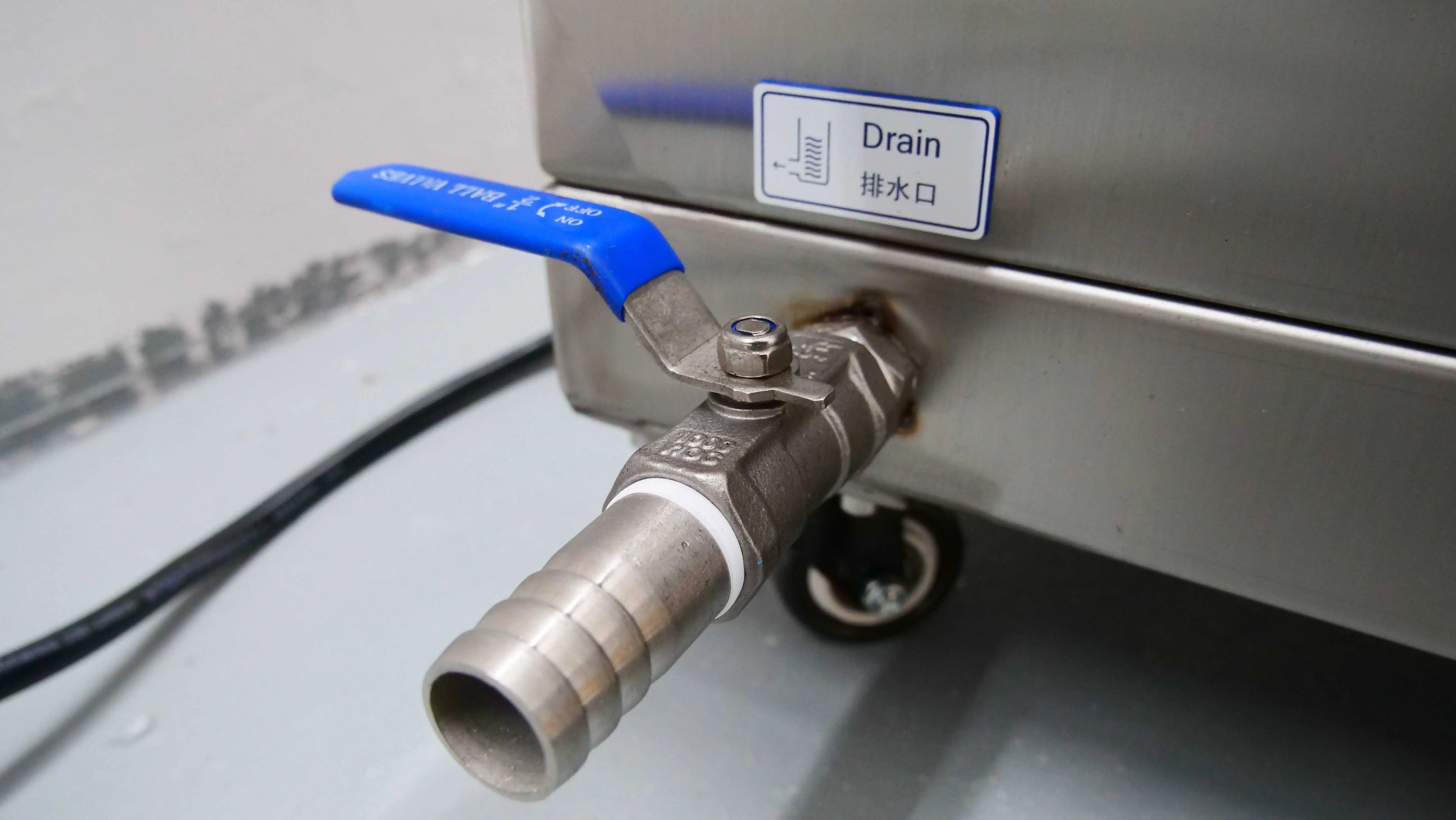 Drainage outlet