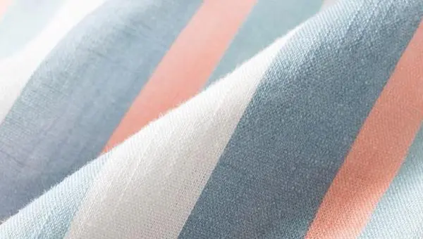 WOVEN FABRIC